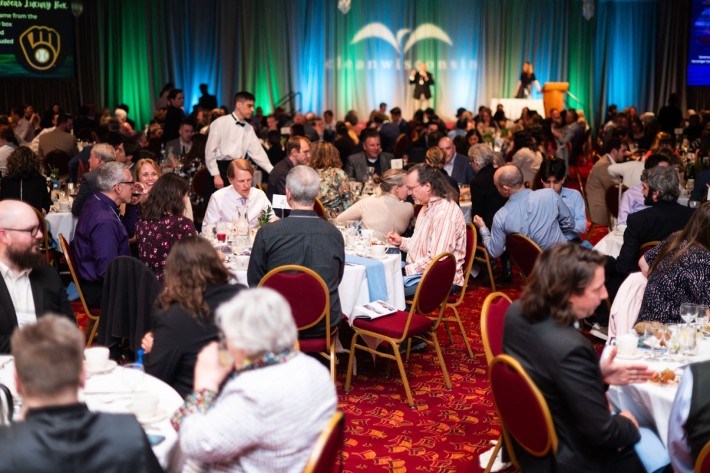 Guests fill the room at Clean Wisconsin's 10th annual Epicurean Evening